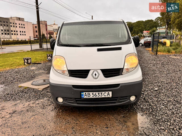 Белый Рено Трафик, объемом двигателя 2 л и пробегом 341 тыс. км за 8900 $, фото 16 на Automoto.ua