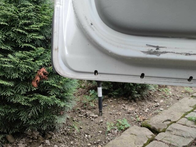 Рено Трафик 2008 в Хусте на Automoto.ua Белый Рено Трафик, объемом двигателя 0 л и пробегом 308 тыс. км за 8900 $, фото 6 на Automoto.ua