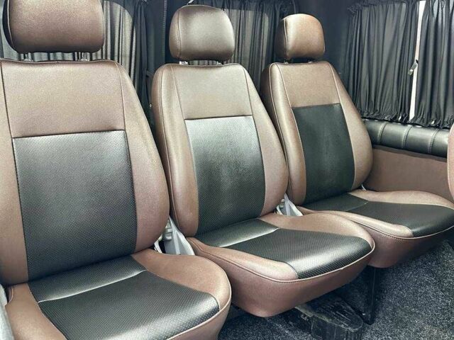 Білий Рено Трафік, об'ємом двигуна 2 л та пробігом 365 тис. км за 8900 $, фото 5 на Automoto.ua