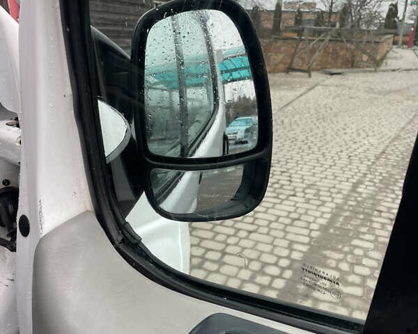 Белый Рено Трафик, объемом двигателя 2 л и пробегом 450 тыс. км за 7450 $, фото 22 на Automoto.ua