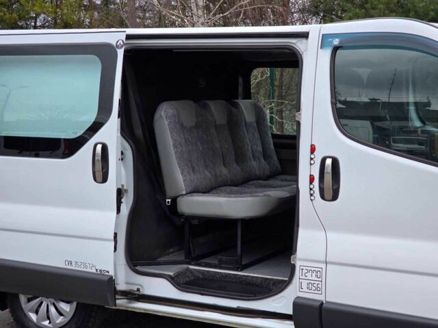 Белый Рено Трафик, объемом двигателя 2 л и пробегом 280 тыс. км за 8499 $, фото 19 на Automoto.ua