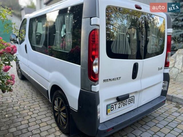 Белый Рено Трафик, объемом двигателя 2 л и пробегом 262 тыс. км за 7900 $, фото 9 на Automoto.ua
