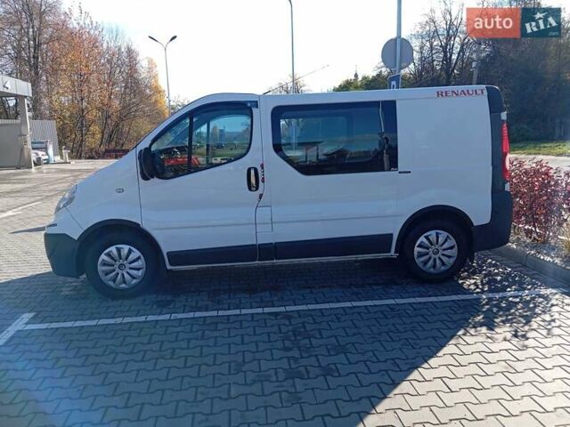 Рено Трафик 2008 в Виньковцах на Automoto.ua Белый Рено Трафик, объемом двигателя 2 л и пробегом 280 тыс. км за 8267 $, фото 8 на Automoto.ua