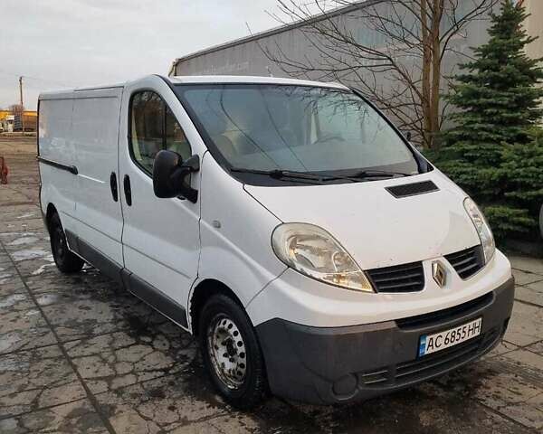 Белый Рено Трафик, объемом двигателя 2 л и пробегом 376 тыс. км за 7700 $, фото 6 на Automoto.ua