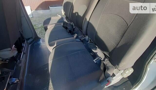 Белый Рено Трафик, объемом двигателя 2 л и пробегом 500 тыс. км за 8700 $, фото 20 на Automoto.ua