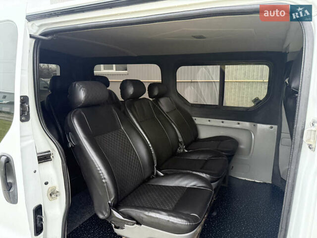 Белый Рено Трафик, объемом двигателя 2 л и пробегом 366 тыс. км за 8500 $, фото 16 на Automoto.ua