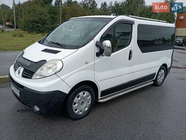 Белый Рено Трафик, объемом двигателя 2 л и пробегом 290 тыс. км за 9300 $, фото 10 на Automoto.ua