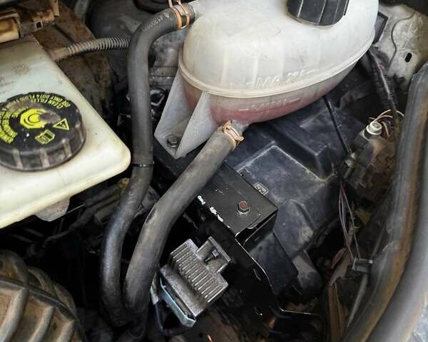 Білий Рено Трафік, об'ємом двигуна 2.5 л та пробігом 243 тис. км за 8200 $, фото 8 на Automoto.ua