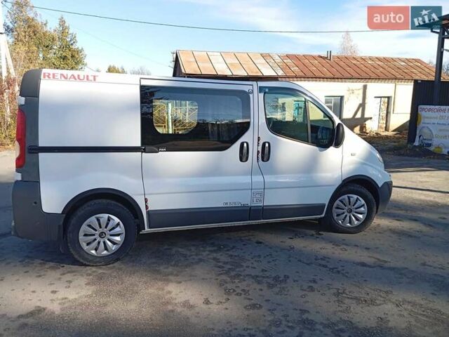 Рено Трафик 2008 в Виньковцах на Automoto.ua Белый Рено Трафик, объемом двигателя 2 л и пробегом 280 тыс. км за 8267 $, фото 2 на Automoto.ua