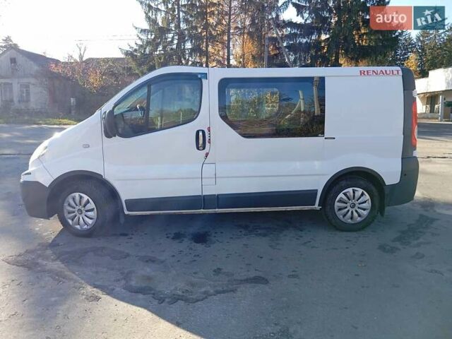 Рено Трафик 2008 в Виньковцах на Automoto.ua Белый Рено Трафик, объемом двигателя 2 л и пробегом 280 тыс. км за 8267 $, фото 7 на Automoto.ua
