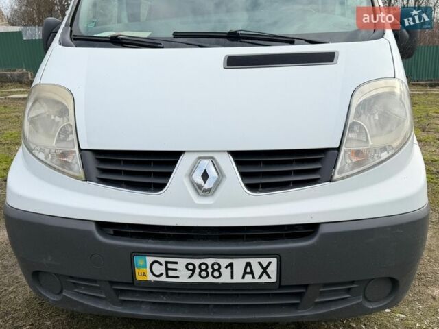 Белый Рено Трафик, объемом двигателя 2 л и пробегом 330 тыс. км за 8500 $, фото 7 на Automoto.ua