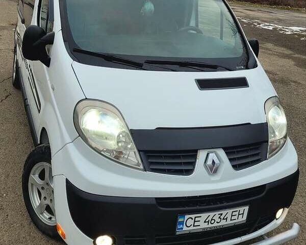 Белый Рено Трафик, объемом двигателя 2 л и пробегом 14 тыс. км за 9550 $, фото 2 на Automoto.ua