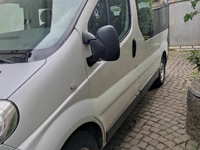 Рено Трафик 2008 в Хусте на Automoto.ua Белый Рено Трафик, объемом двигателя 0 л и пробегом 308 тыс. км за 8900 $, фото 5 на Automoto.ua