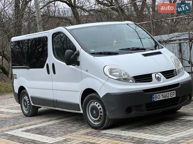 Белый Рено Трафик, объемом двигателя 2 л и пробегом 320 тыс. км за 8400 $, фото 11 на Automoto.ua