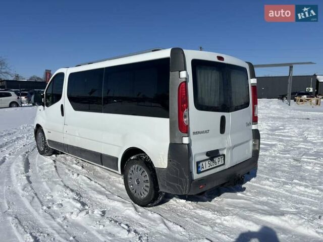 Белый Рено Трафик, объемом двигателя 2 л и пробегом 311 тыс. км за 7999 $, фото 4 на Automoto.ua