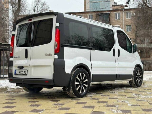 Білий Рено Трафік, об'ємом двигуна 2 л та пробігом 365 тис. км за 8900 $, фото 9 на Automoto.ua
