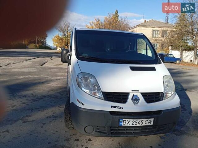 Рено Трафик 2008 в Виньковцах на Automoto.ua Белый Рено Трафик, объемом двигателя 2 л и пробегом 280 тыс. км за 8267 $, фото 10 на Automoto.ua