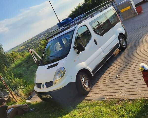 Білий Рено Трафік, об'ємом двигуна 2 л та пробігом 168 тис. км за 9600 $, фото 7 на Automoto.ua