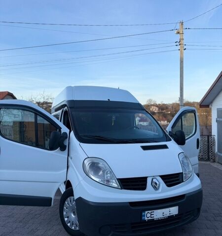 Білий Рено Трафік, об'ємом двигуна 2 л та пробігом 311 тис. км за 9500 $, фото 6 на Automoto.ua