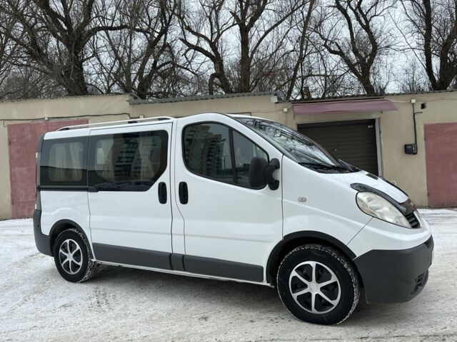 Белый Рено Трафик, объемом двигателя 2 л и пробегом 206 тыс. км за 8900 $, фото 16 на Automoto.ua