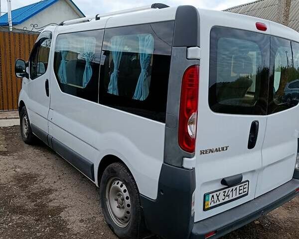 Белый Рено Трафик, объемом двигателя 2 л и пробегом 307 тыс. км за 9200 $, фото 11 на Automoto.ua