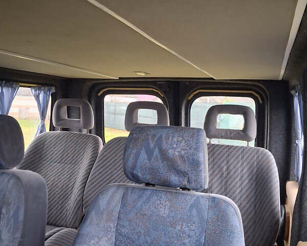 Рено Трафик 2009 в Валках на Automoto.ua Белый Рено Трафик, объемом двигателя 2 л и пробегом 307 тыс. км за 9000 $, фото 29 на Automoto.ua