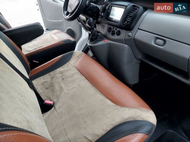 Білий Рено Трафік, об'ємом двигуна 2 л та пробігом 302 тис. км за 8750 $, фото 56 на Automoto.ua