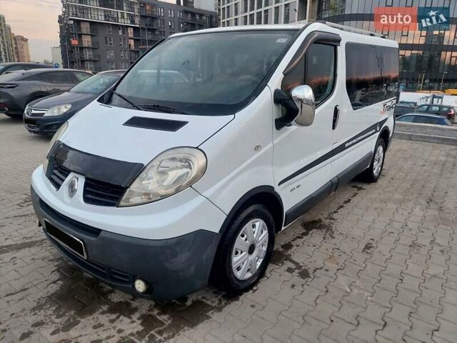 Білий Рено Трафік, об'ємом двигуна 2 л та пробігом 302 тис. км за 8750 $, фото 24 на Automoto.ua