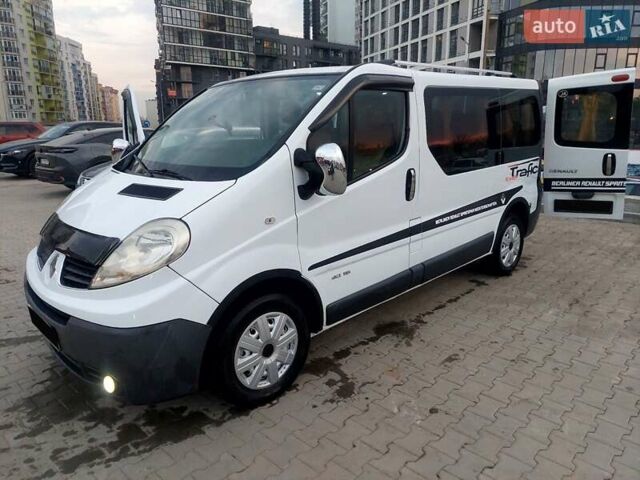 Білий Рено Трафік, об'ємом двигуна 2 л та пробігом 302 тис. км за 8750 $, фото 26 на Automoto.ua