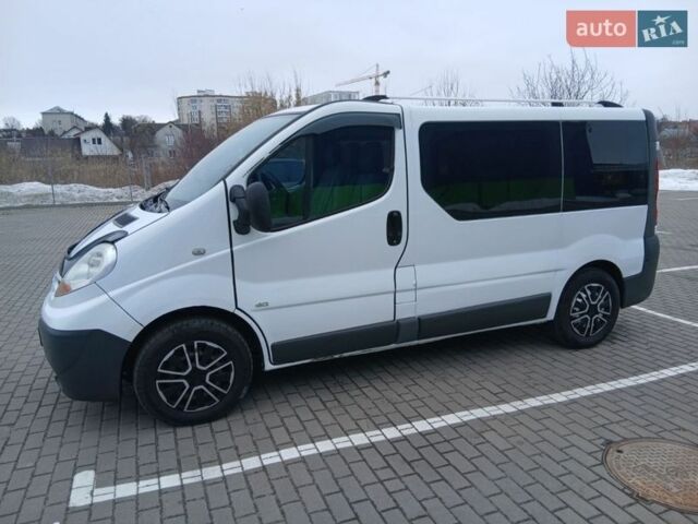 Белый Рено Трафик, объемом двигателя 2 л и пробегом 280 тыс. км за 9980 $, фото 4 на Automoto.ua