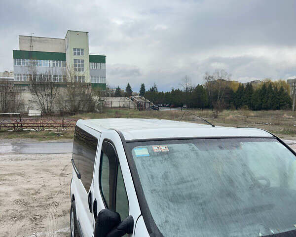 Білий Рено Трафік, об'ємом двигуна 2 л та пробігом 165 тис. км за 8900 $, фото 10 на Automoto.ua