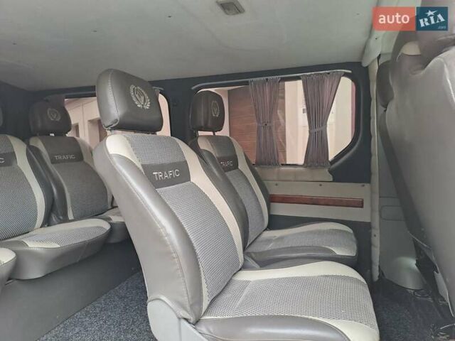 Белый Рено Трафик, объемом двигателя 2 л и пробегом 189 тыс. км за 12700 $, фото 29 на Automoto.ua