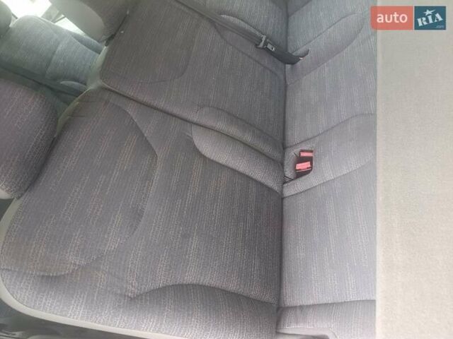 Белый Рено Трафик, объемом двигателя 2 л и пробегом 290 тыс. км за 13300 $, фото 5 на Automoto.ua