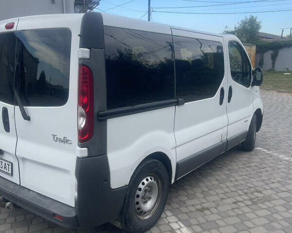 Білий Рено Трафік, об'ємом двигуна 2 л та пробігом 320 тис. км за 8600 $, фото 19 на Automoto.ua