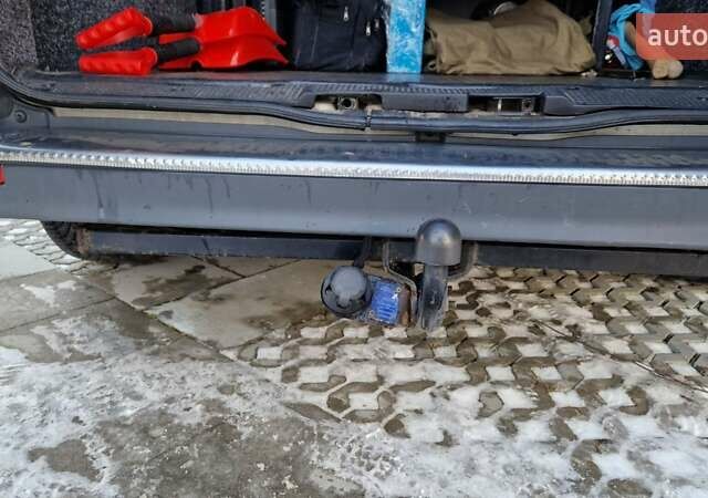 Белый Рено Трафик, объемом двигателя 2 л и пробегом 247 тыс. км за 12700 $, фото 6 на Automoto.ua