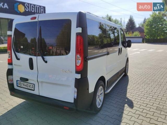 Белый Рено Трафик, объемом двигателя 2 л и пробегом 389 тыс. км за 11450 $, фото 32 на Automoto.ua