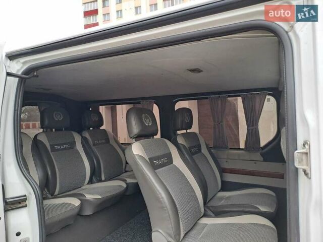 Белый Рено Трафик, объемом двигателя 2 л и пробегом 189 тыс. км за 12700 $, фото 28 на Automoto.ua