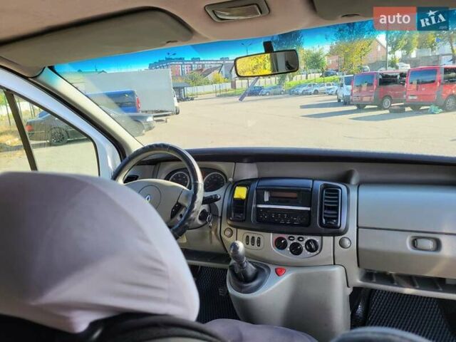 Білий Рено Трафік, об'ємом двигуна 2 л та пробігом 237 тис. км за 11300 $, фото 84 на Automoto.ua