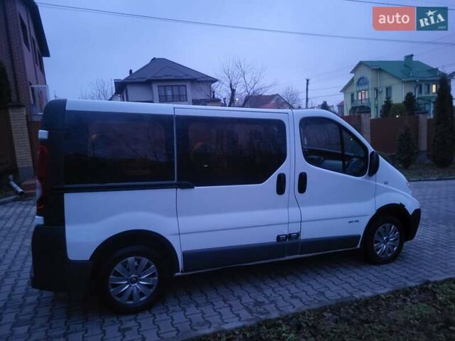 Білий Рено Трафік, об'ємом двигуна 2 л та пробігом 268 тис. км за 10950 $, фото 14 на Automoto.ua