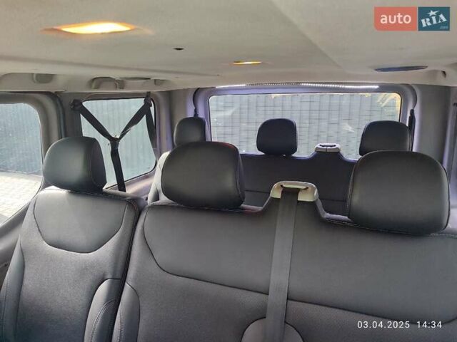 Белый Рено Трафик, объемом двигателя 2 л и пробегом 325 тыс. км за 10500 $, фото 9 на Automoto.ua