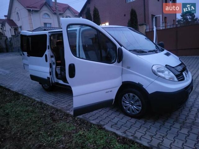 Білий Рено Трафік, об'ємом двигуна 2 л та пробігом 268 тис. км за 10950 $, фото 28 на Automoto.ua