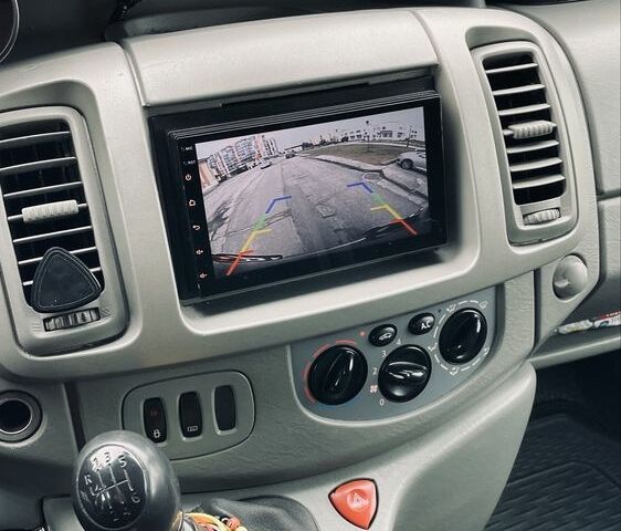 Белый Рено Трафик, объемом двигателя 2 л и пробегом 450 тыс. км за 12200 $, фото 11 на Automoto.ua