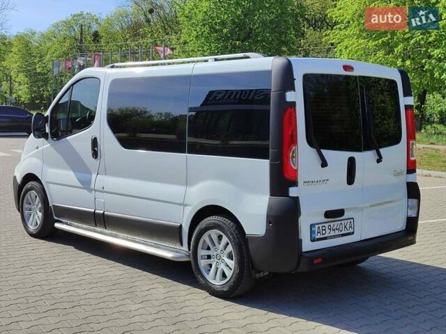 Белый Рено Трафик, объемом двигателя 2 л и пробегом 389 тыс. км за 11450 $, фото 18 на Automoto.ua