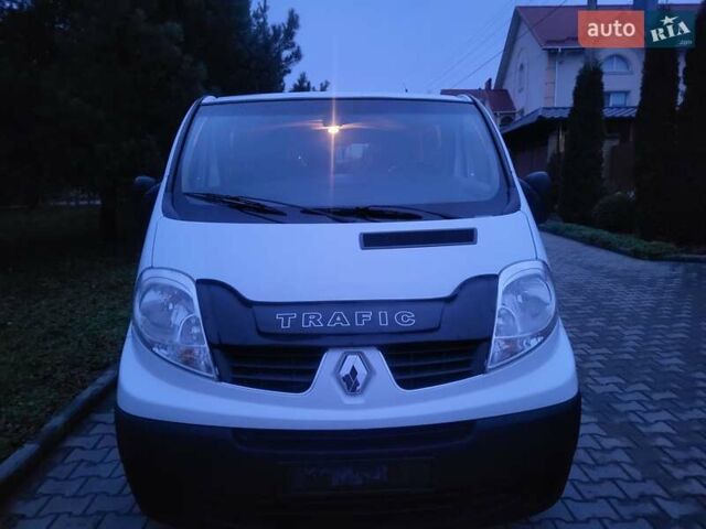 Білий Рено Трафік, об'ємом двигуна 2 л та пробігом 268 тис. км за 10950 $, фото 26 на Automoto.ua