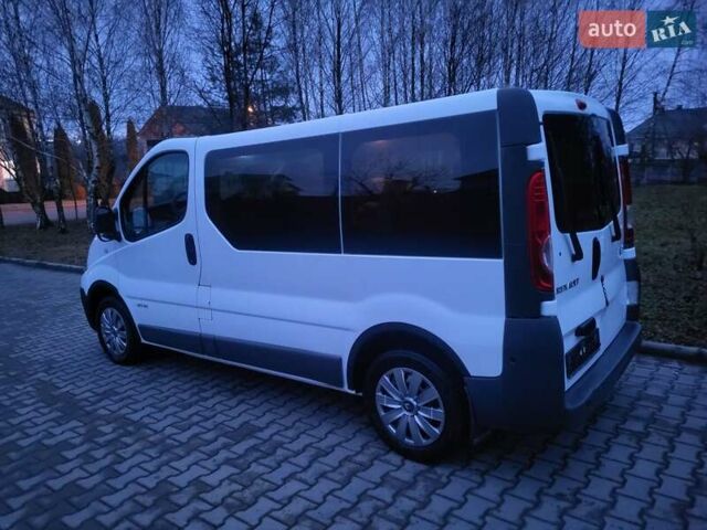Білий Рено Трафік, об'ємом двигуна 2 л та пробігом 268 тис. км за 10950 $, фото 20 на Automoto.ua