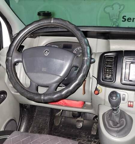 Белый Рено Трафик, объемом двигателя 2 л и пробегом 508 тыс. км за 12100 $, фото 10 на Automoto.ua