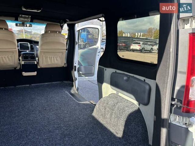 Білий Рено Трафік, об'ємом двигуна 2 л та пробігом 279 тис. км за 9900 $, фото 23 на Automoto.ua