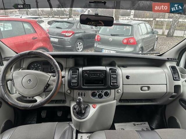 Білий Рено Трафік, об'ємом двигуна 2 л та пробігом 386 тис. км за 10900 $, фото 13 на Automoto.ua