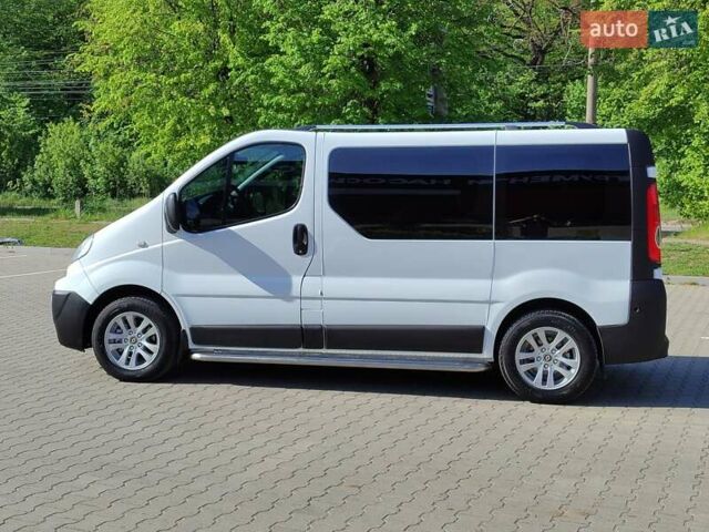Белый Рено Трафик, объемом двигателя 2 л и пробегом 389 тыс. км за 11450 $, фото 15 на Automoto.ua