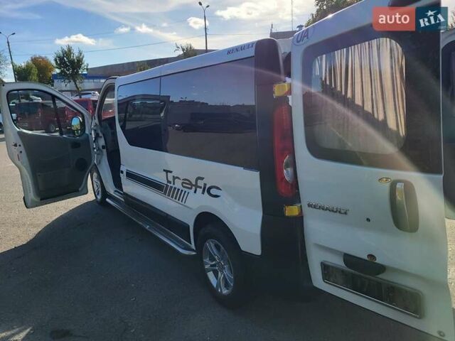 Білий Рено Трафік, об'ємом двигуна 2 л та пробігом 237 тис. км за 11300 $, фото 61 на Automoto.ua